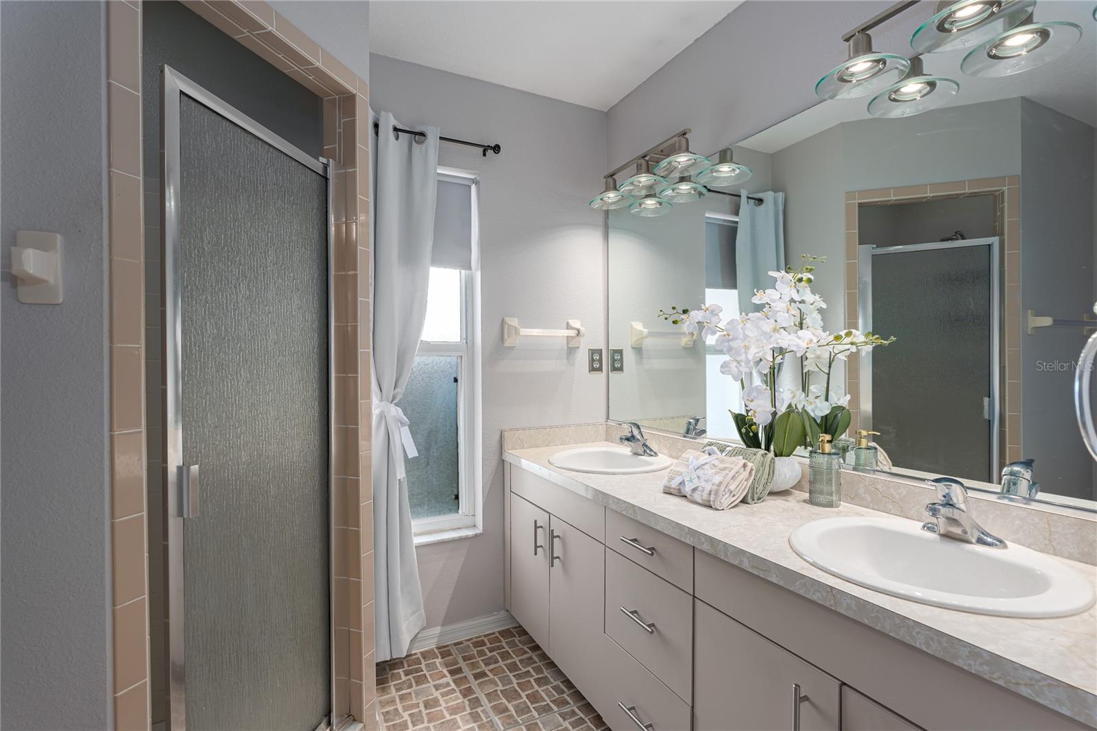 1406 14th Street Court W