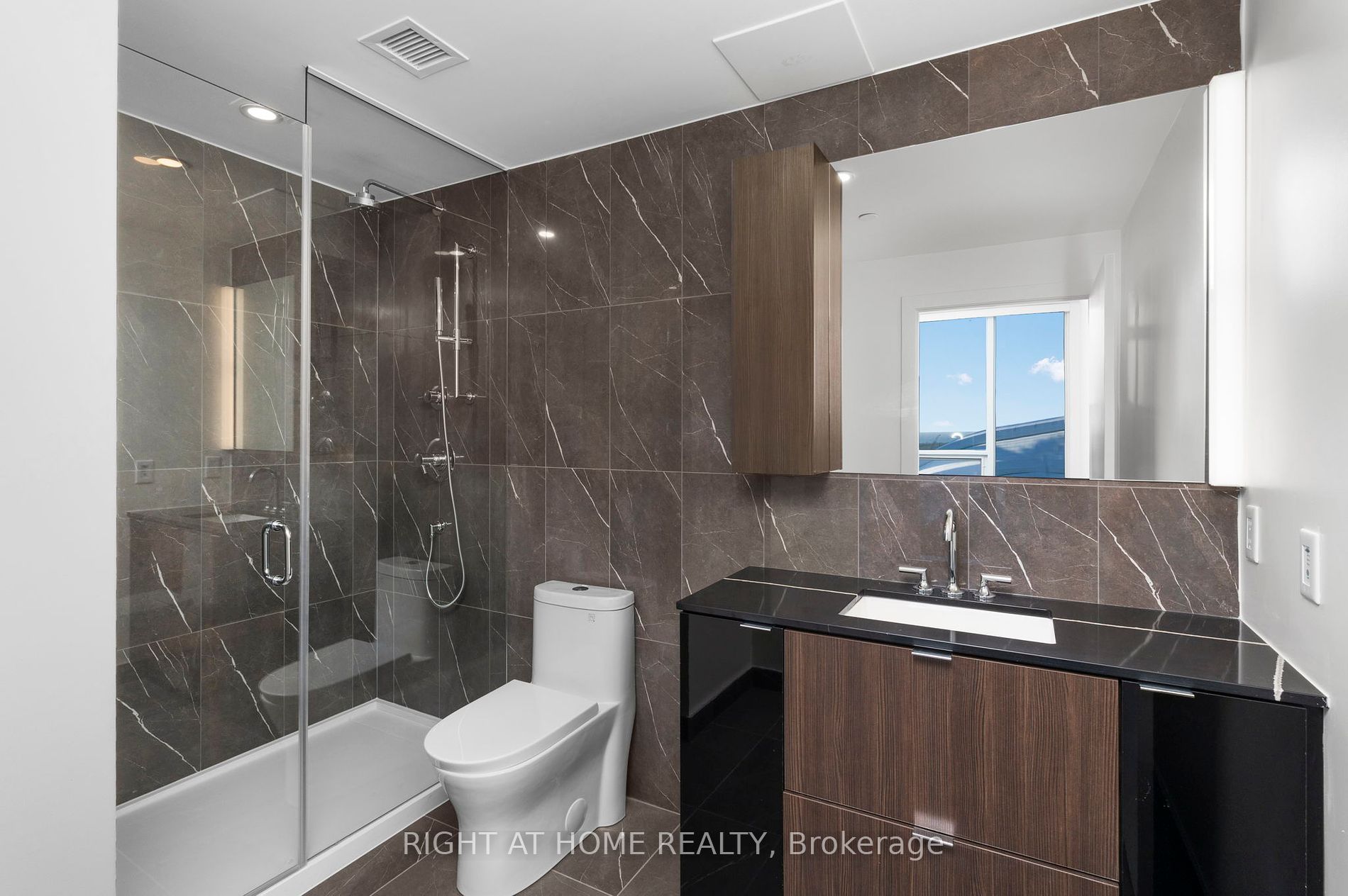 35 S Mercer St 2309