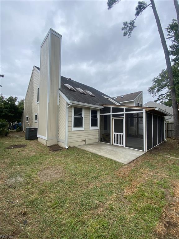 988 Kela Crescent, Virginia Beach, VA 
