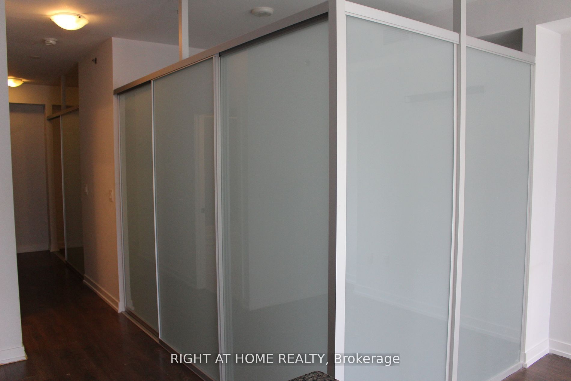 426 University Ave 1010