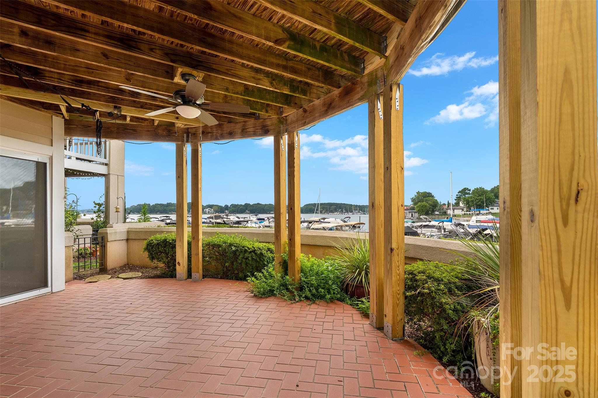 18647 Vineyard Point Lane