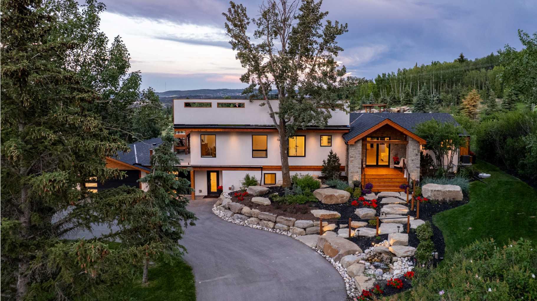 10 Devonian Ridge Place