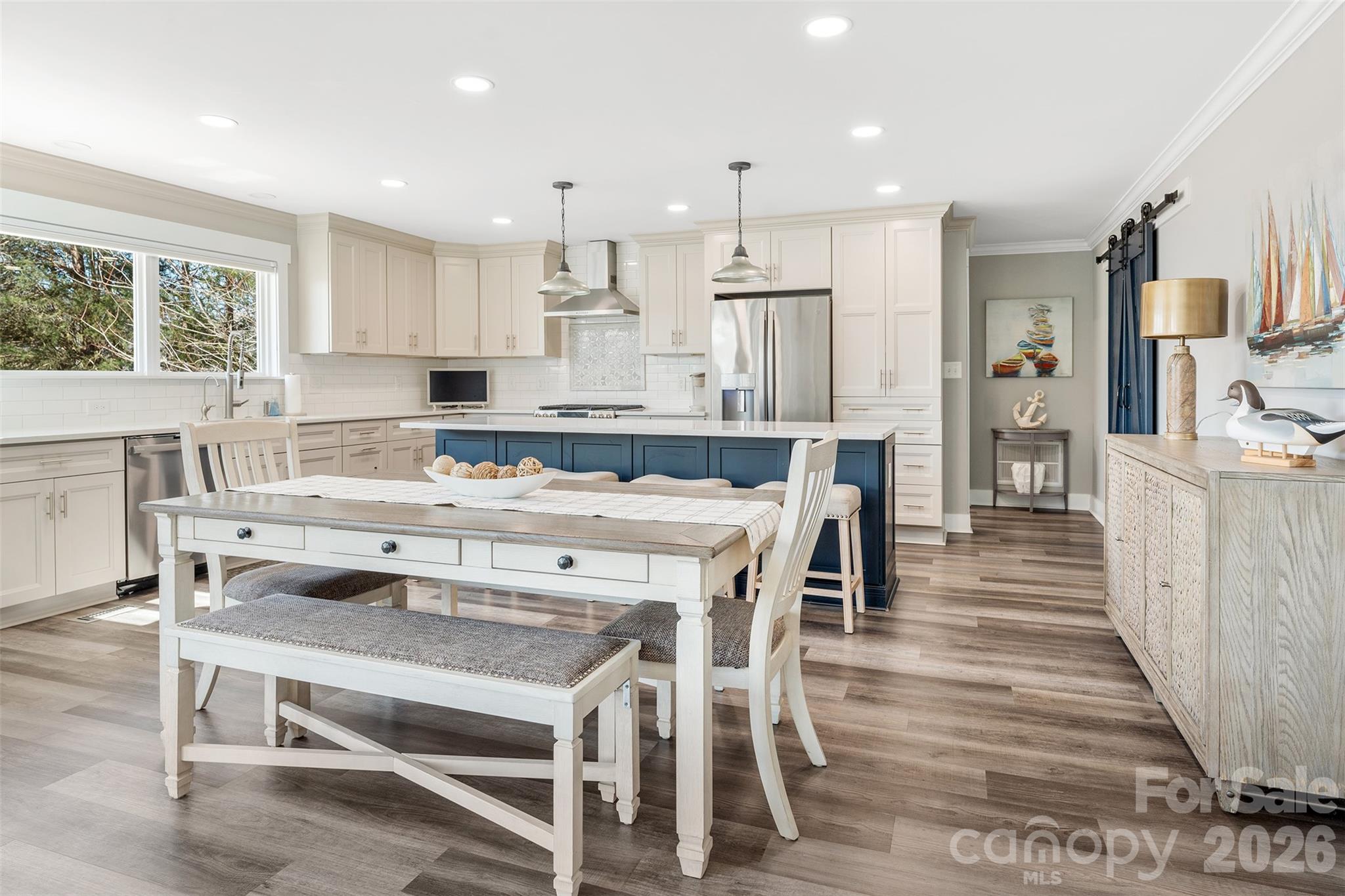 6852 Locke Drive