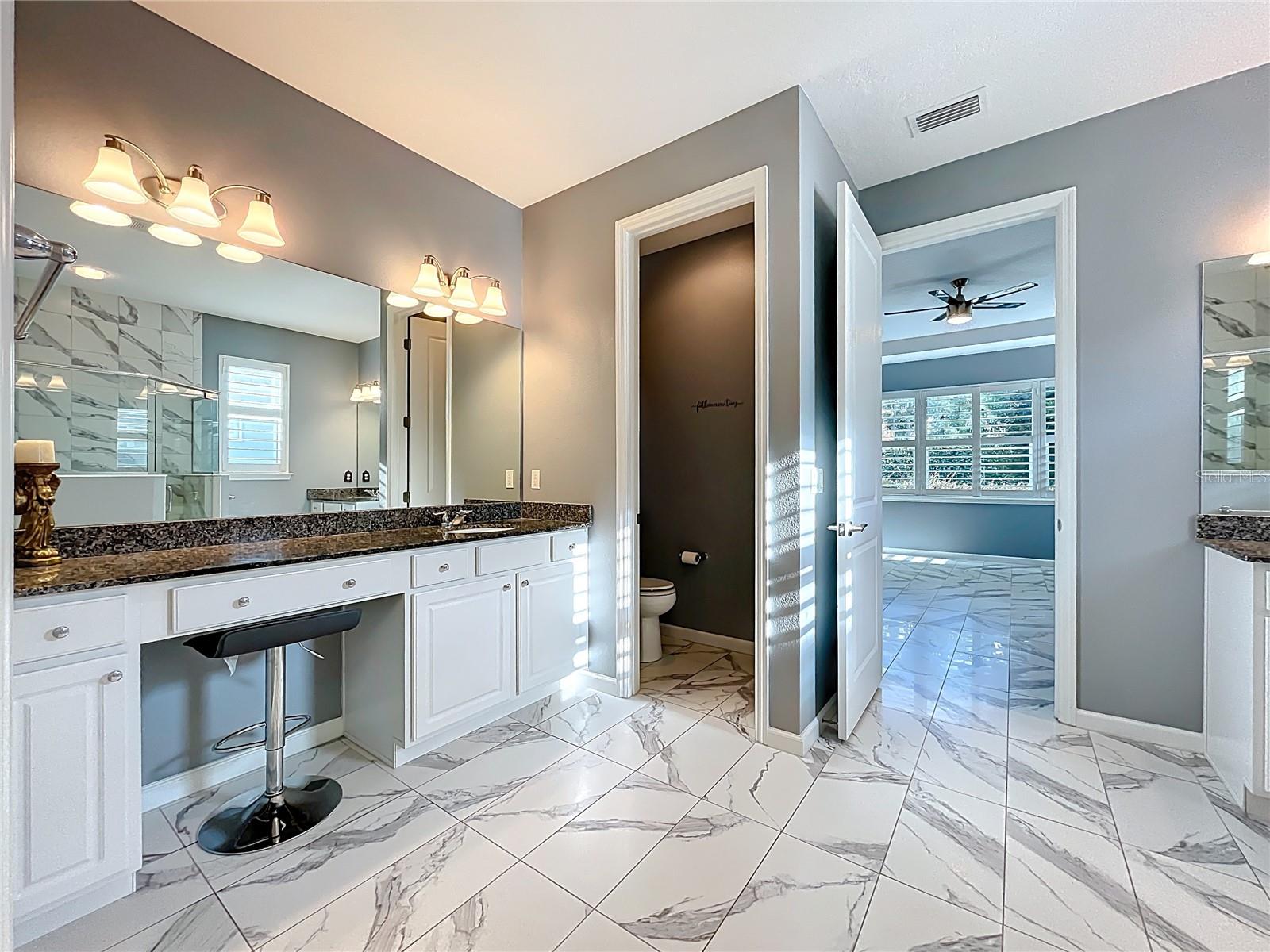 295 Northcote Court