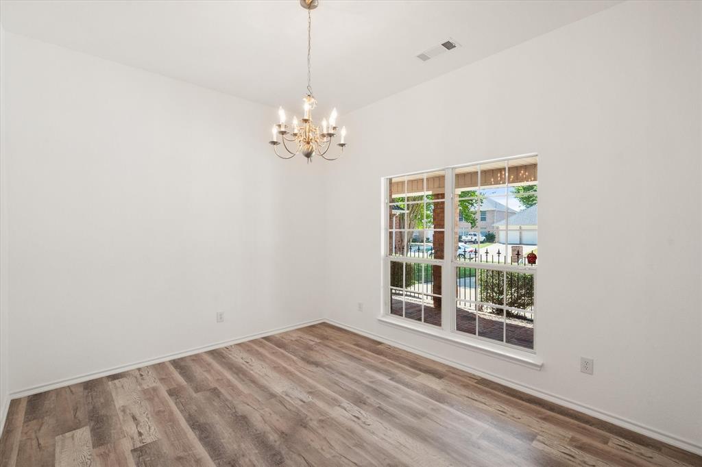 2724 Forest Lake Drive