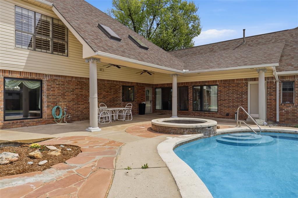 8204 Brownsville Lane