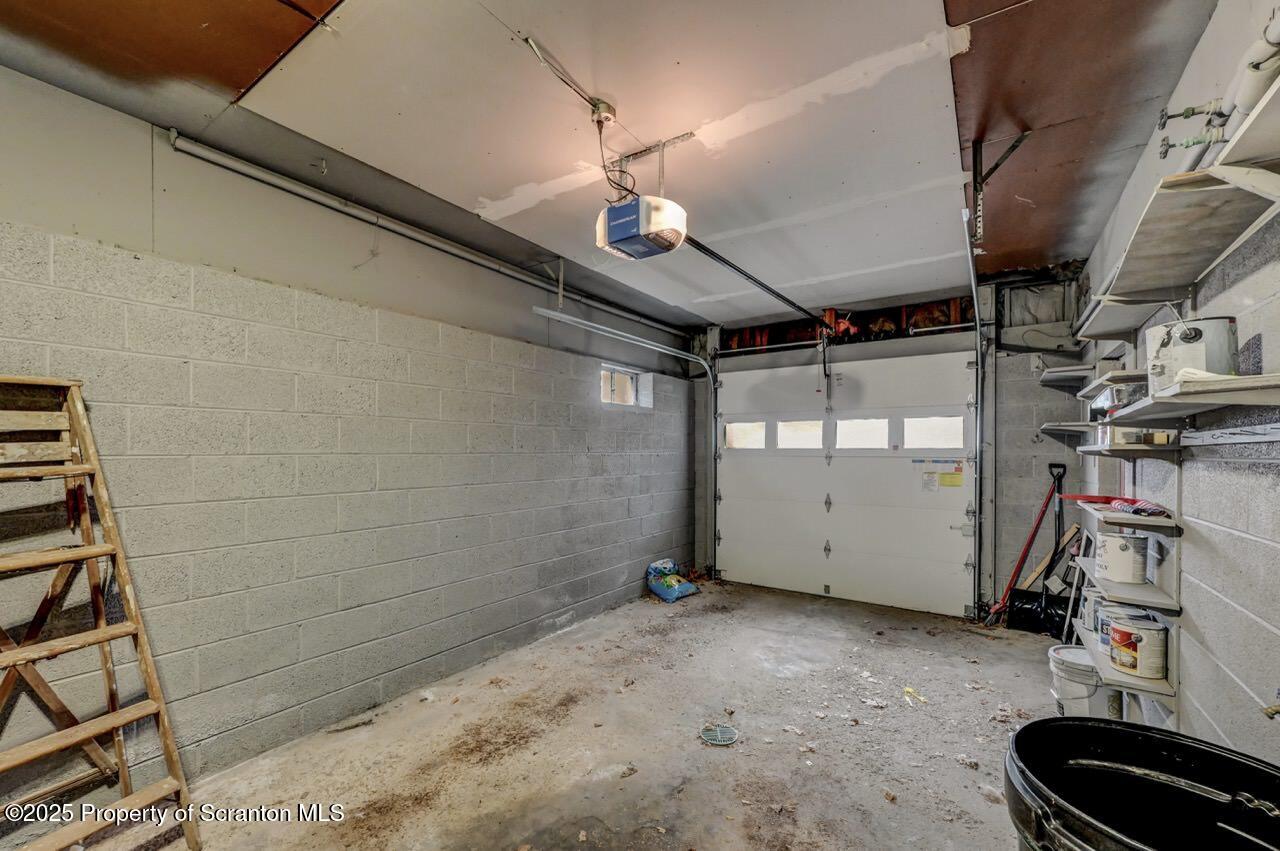 302 Thurston Street