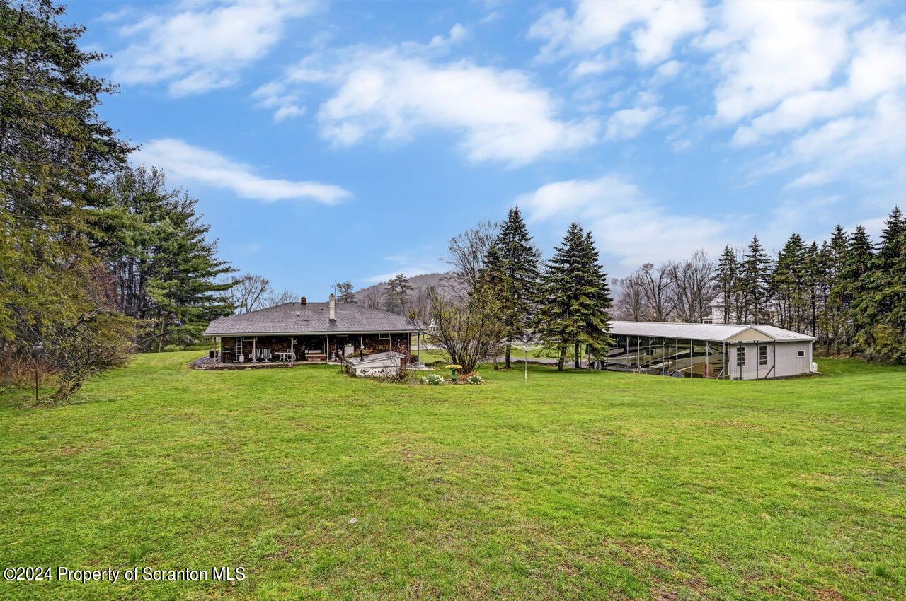 325 Schoolhouse Hill Road