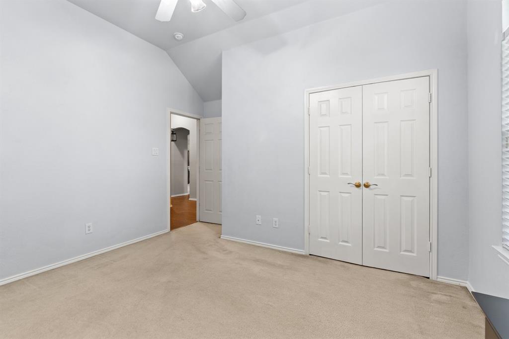 1252 Sweetwater Drive