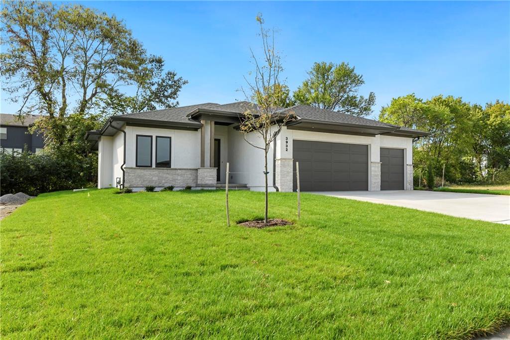 3932 SW Flintrock Drive