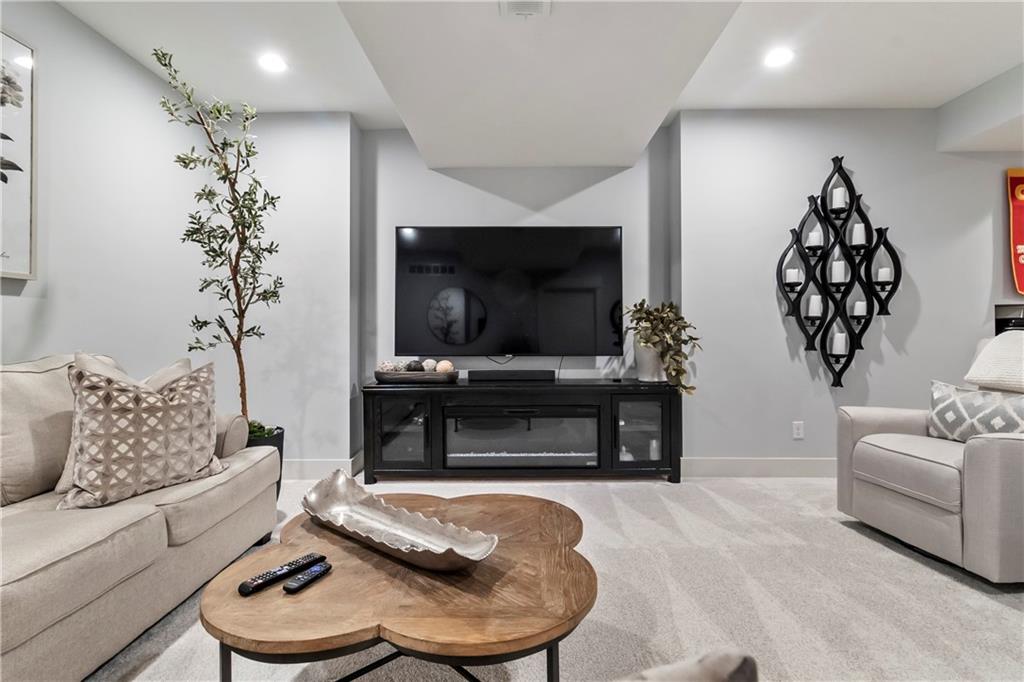 21361 W 117th Terrace 21c