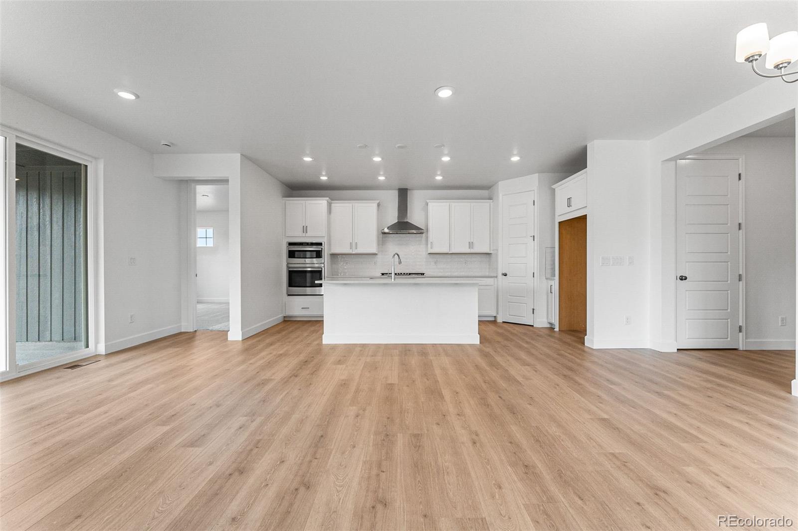 16517 W 92nd Place