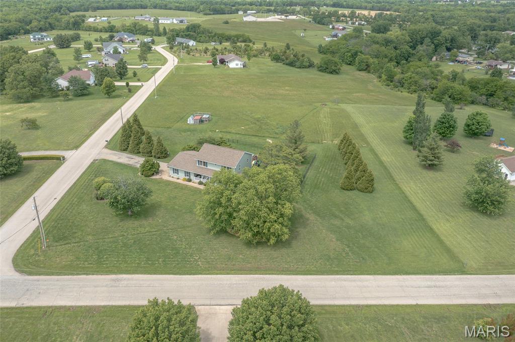 301 Ridgewood Court