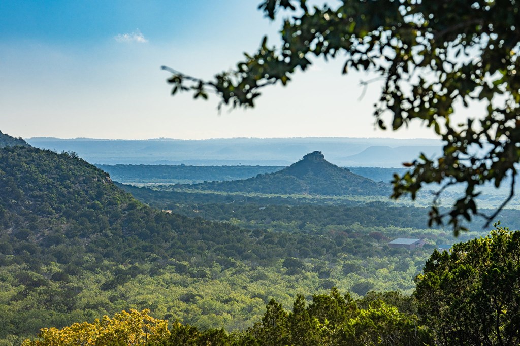 29 NE Big Draw Drive