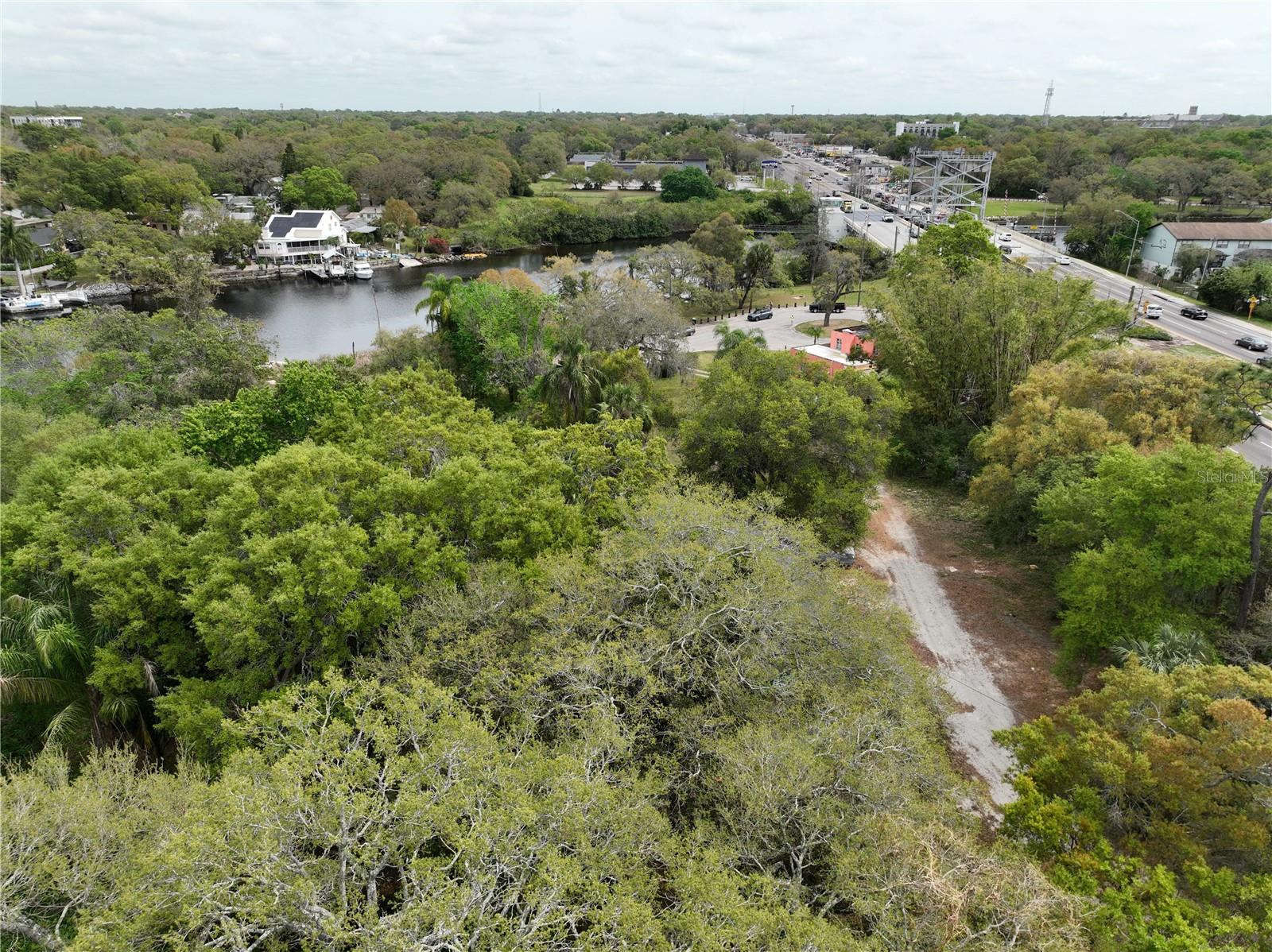 5414 N River Shore Drive