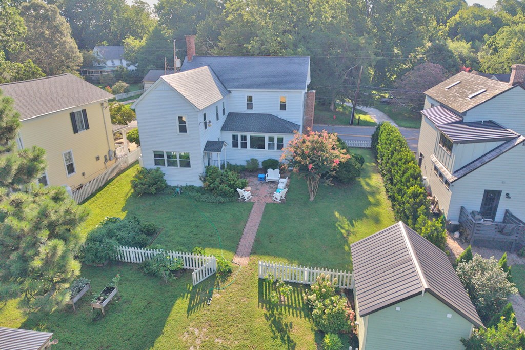 16366 Courthouse Rd A