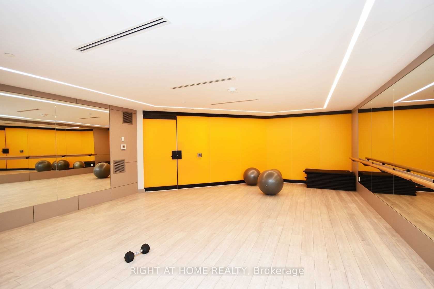 4655 Metcalfe Ave 306