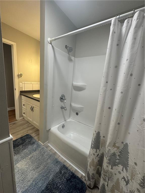 824 SW Pleasant Drive