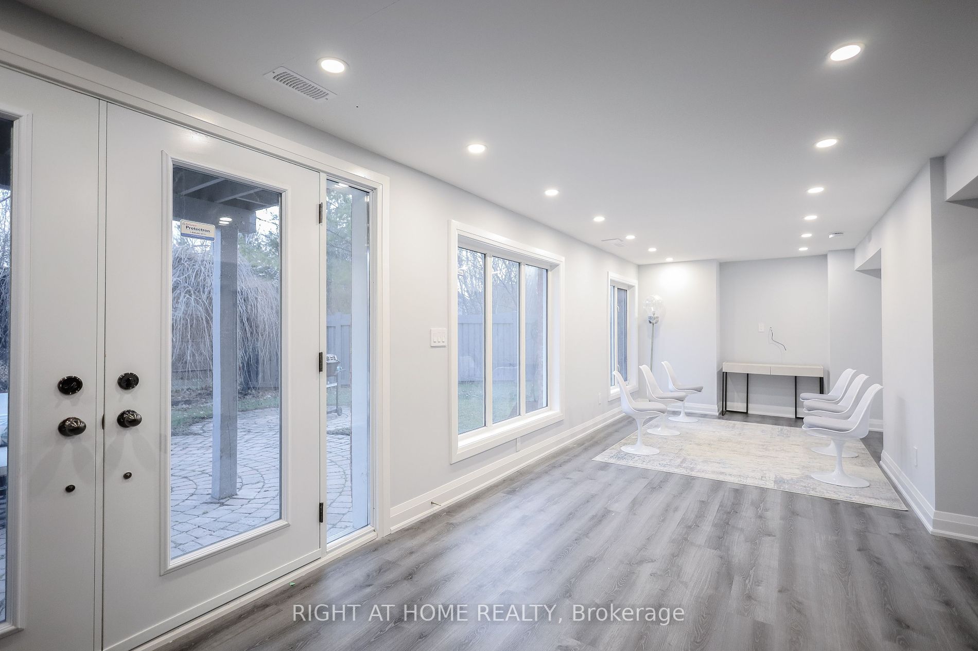 491 Melville Ave Bsmt