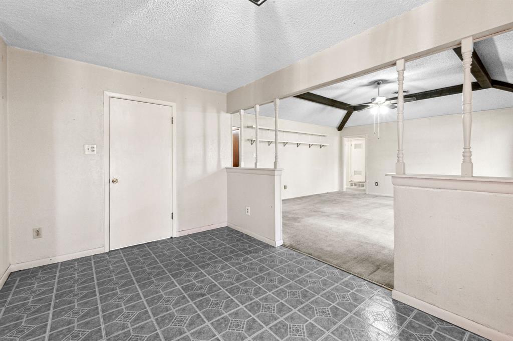 1726 Yorktown Drive