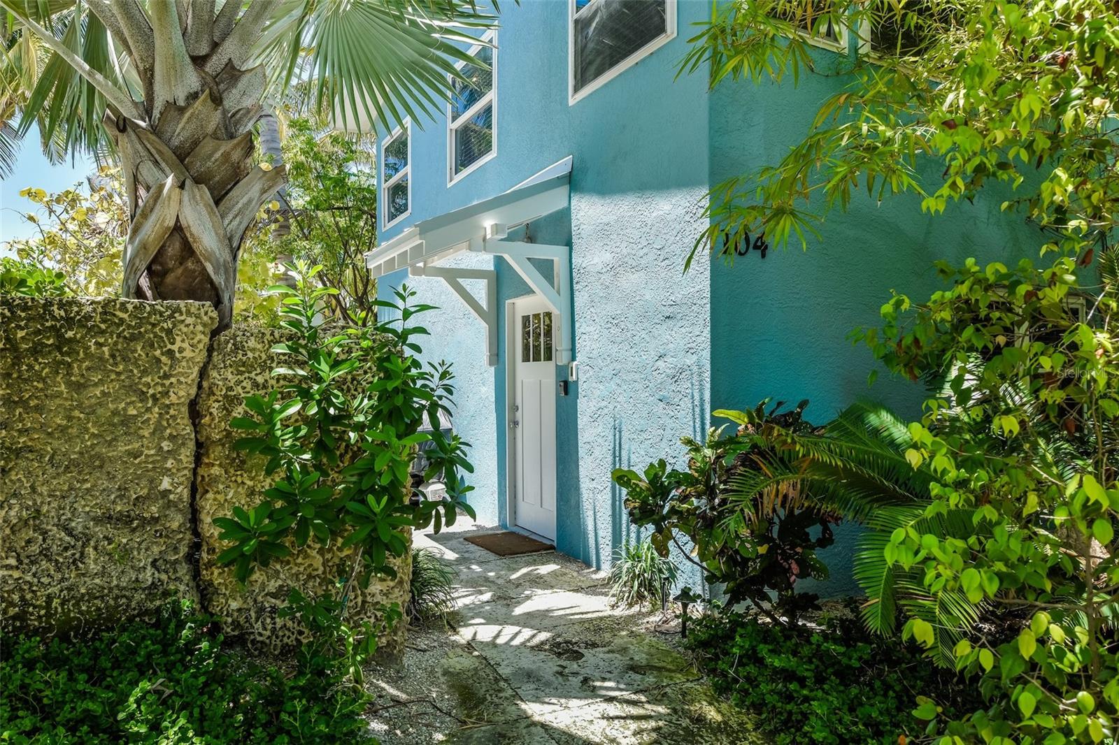 102 & 104 48th Street