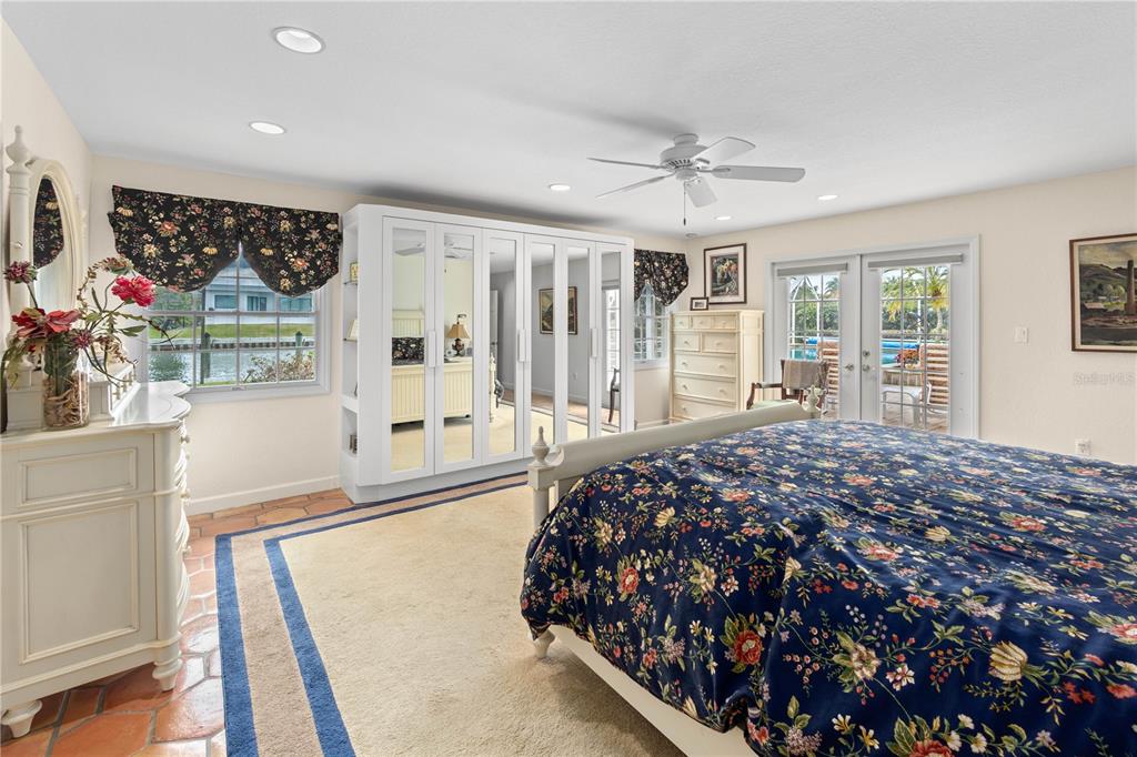 700 Old Compass Road