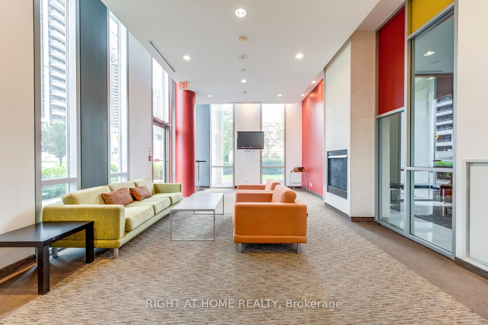 30 Canterbury Pl 1207