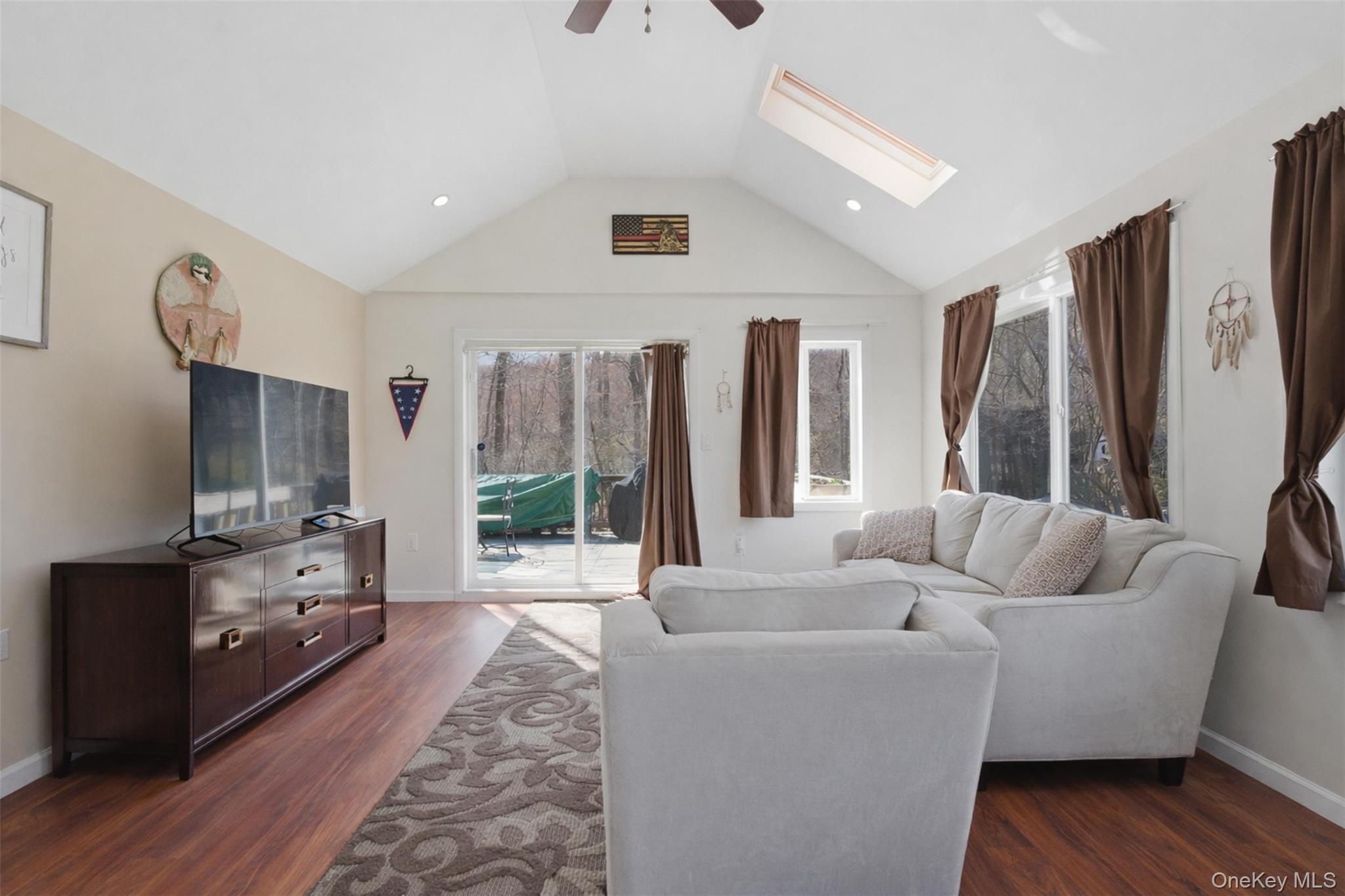 35 Highland Road
