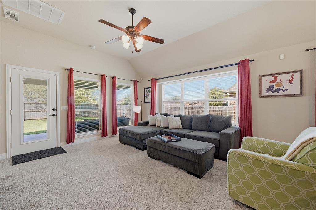 4612 Liberty Hill Trail