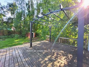 1107 Poplar Dr