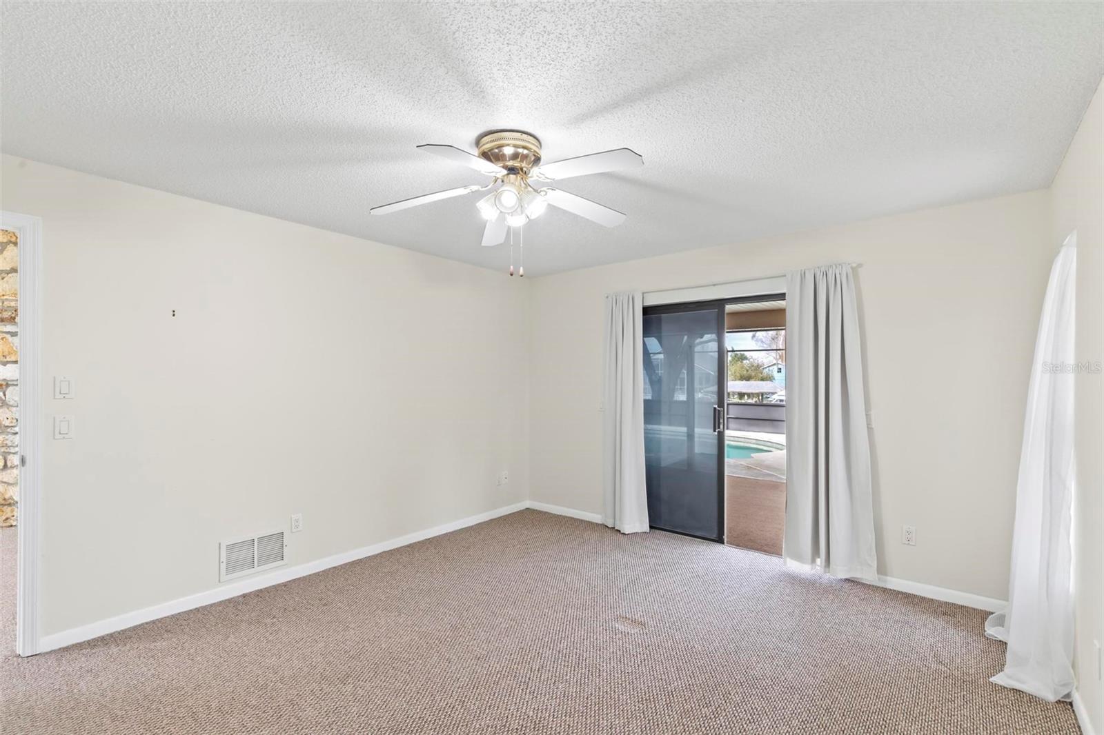 19 Cedar Hollow Court