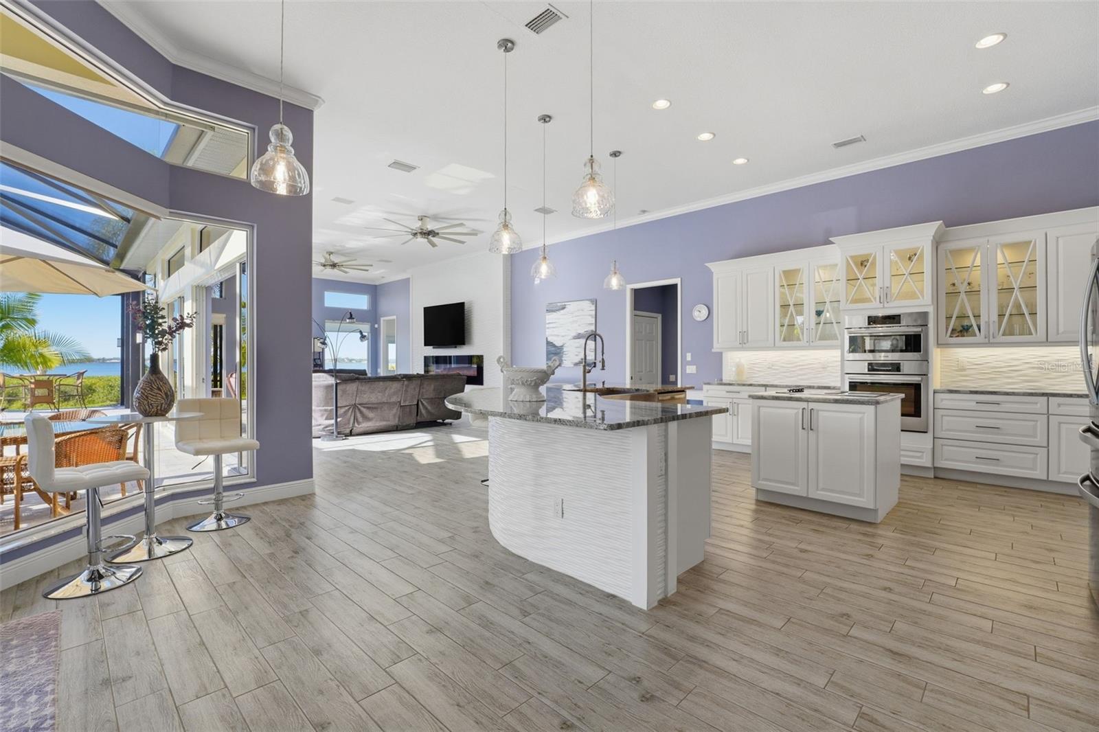 3121 Rivershore Lane