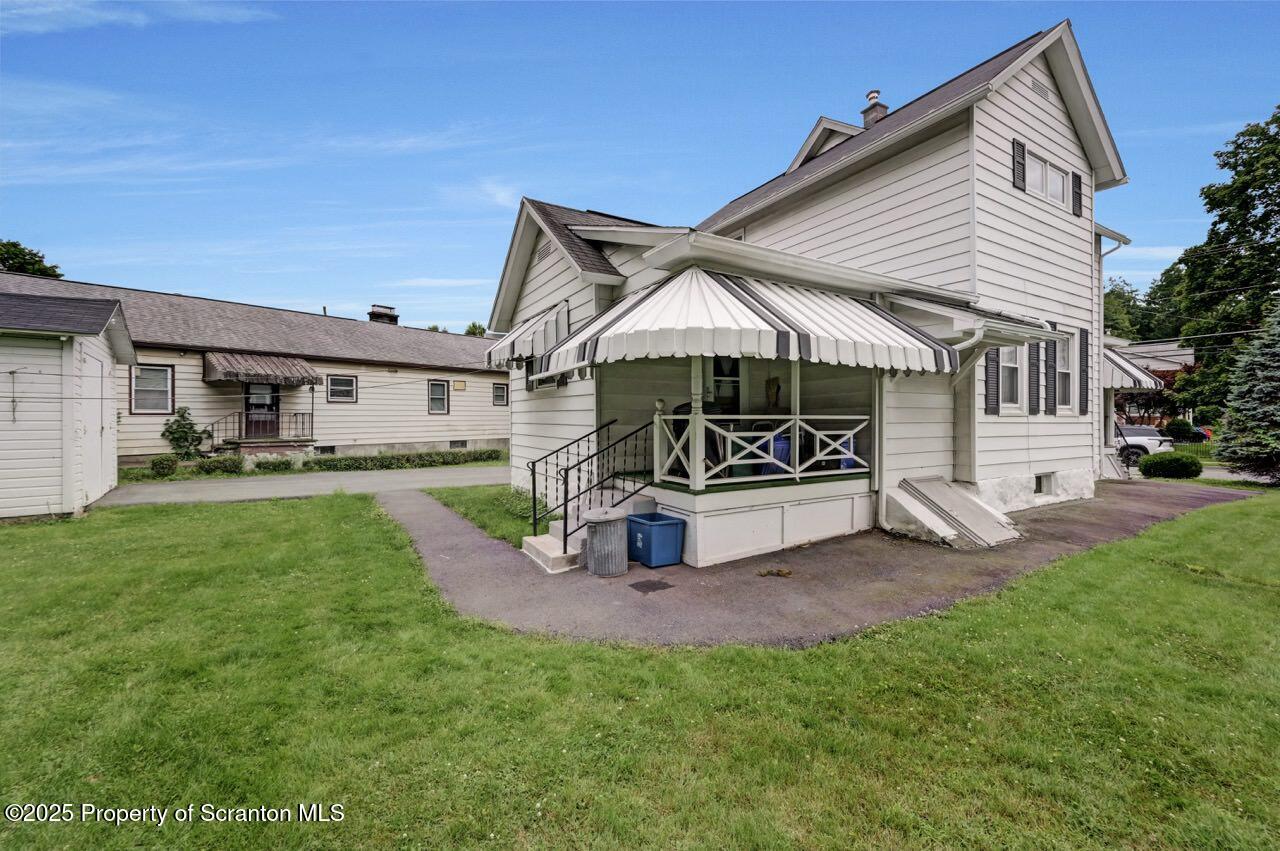 229 Laurel Street L 49