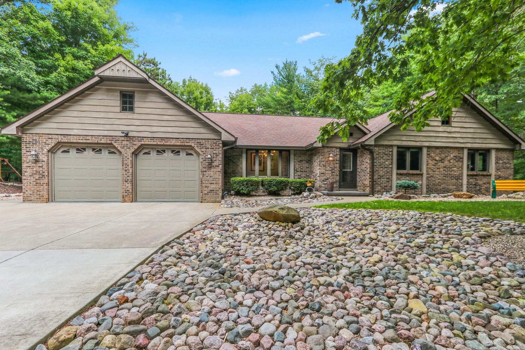 3512 Blackberry Lane