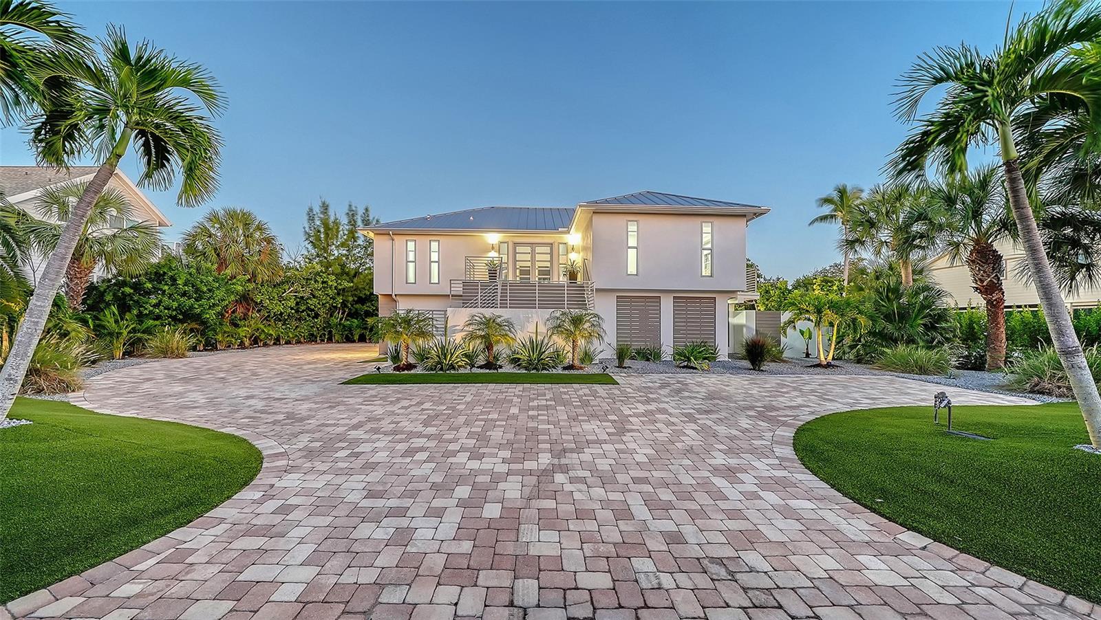 660 Penfield Street, Longboat Key, FL