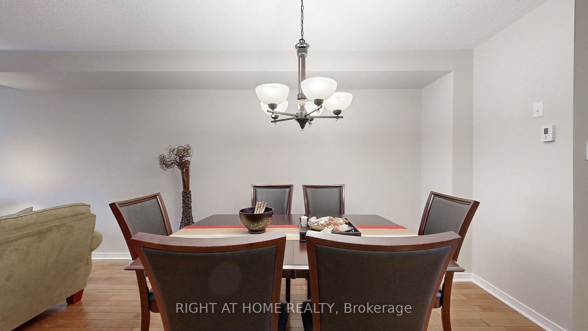 34 Rumi Cres