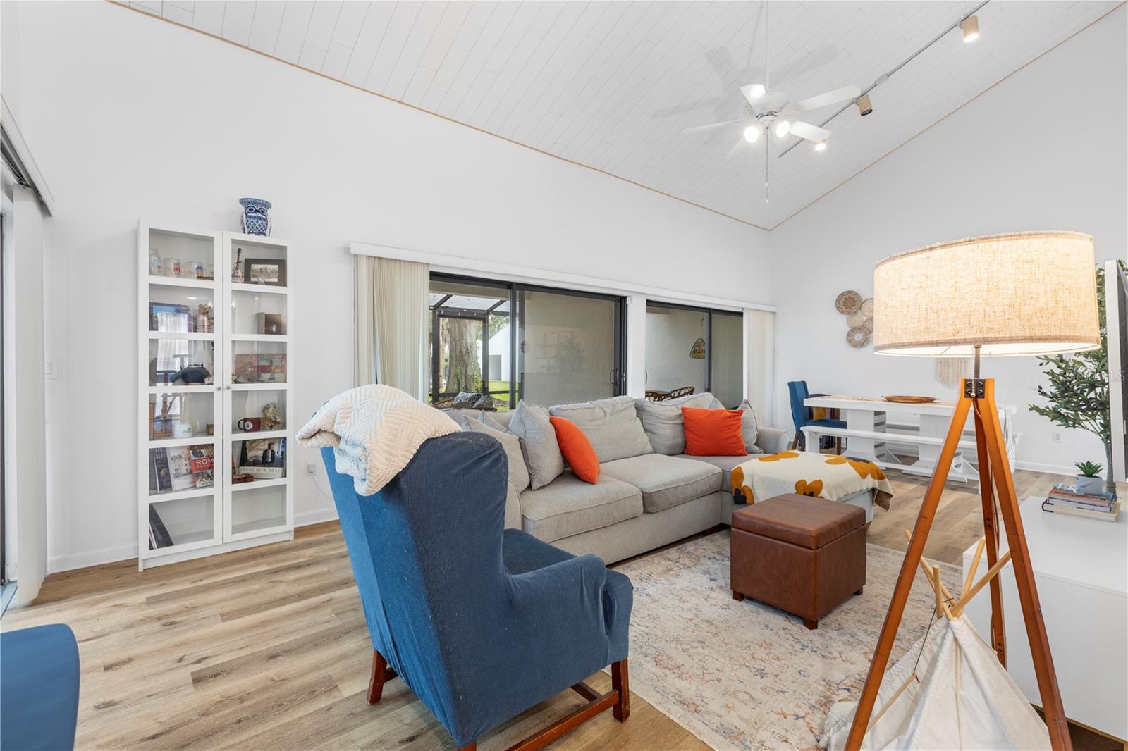 14223 Cypress Circle 14223