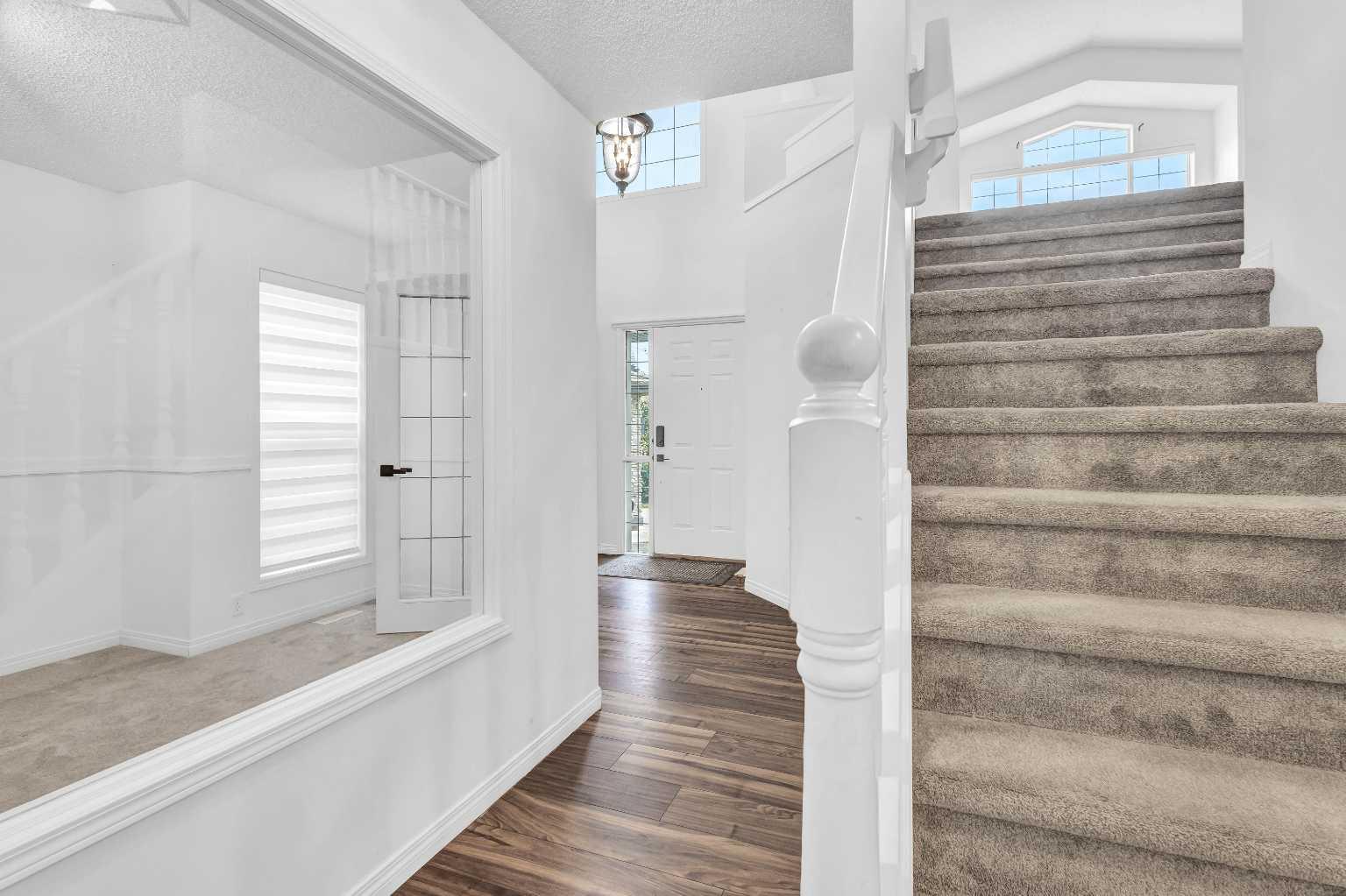 331 Springbank Place SW