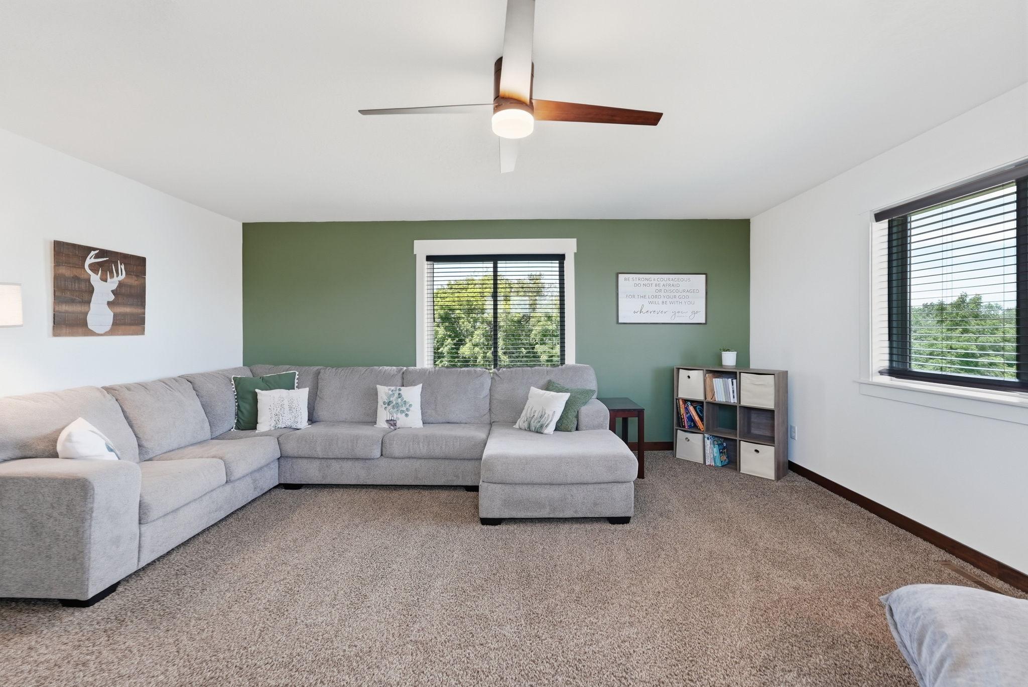 2022 Sandstone Loop N