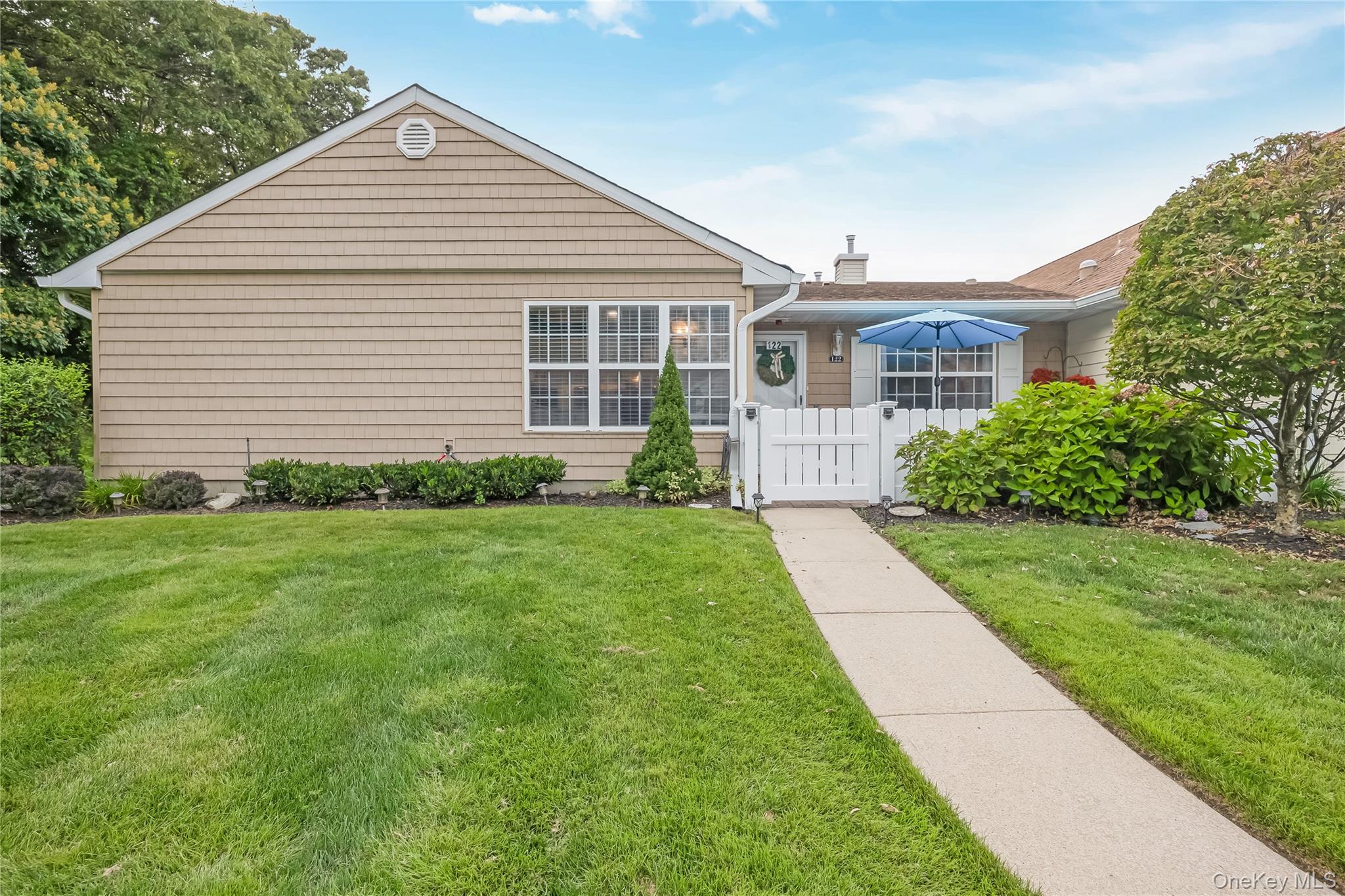 Located in a sought-after 55+ gated community, this spacious one-level Ranch is the largest end model — the Dorcester.  Move in ready, this unit has been thoughtfully & tastefully renovated. Enjoy a bright, southern-facing kitchen, an open floor, a private patio for outdoor relaxation, a convenient laundry room, and an attached garage offering both storage and ease of access.  

This pet-friendly neighborhood offers a vibrant social calendar. At the community clubhouse, join in on parties, card games, and clubs, or take advantage of amenities like the swimming pool, water aerobics, walking groups, tennis, pickleball, and bocce.   Because your home should feel like a vacation everyday ....