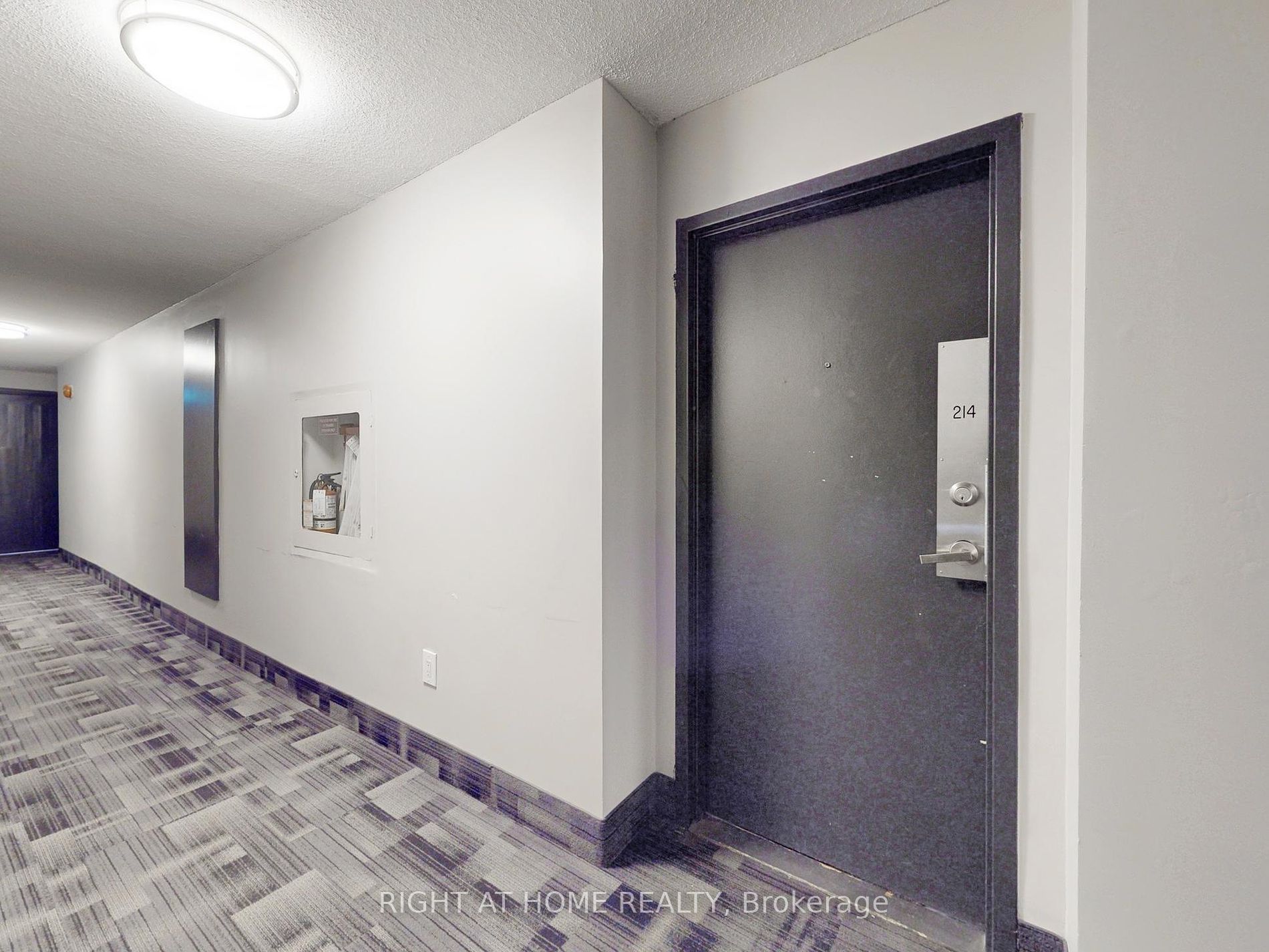 45 Sunrise Ave 214