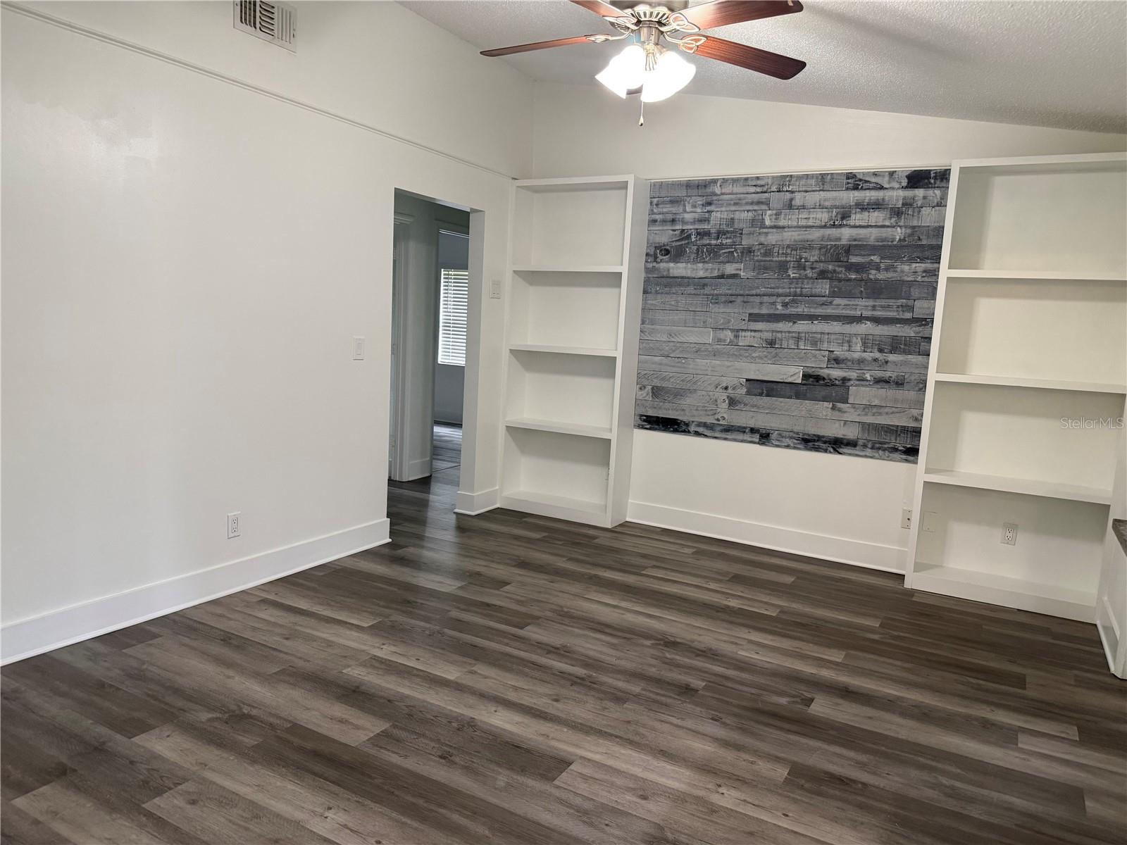 4036 Bibb Lane