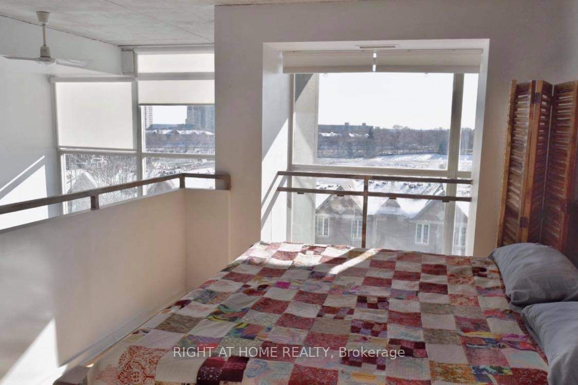200 Manitoba St 317