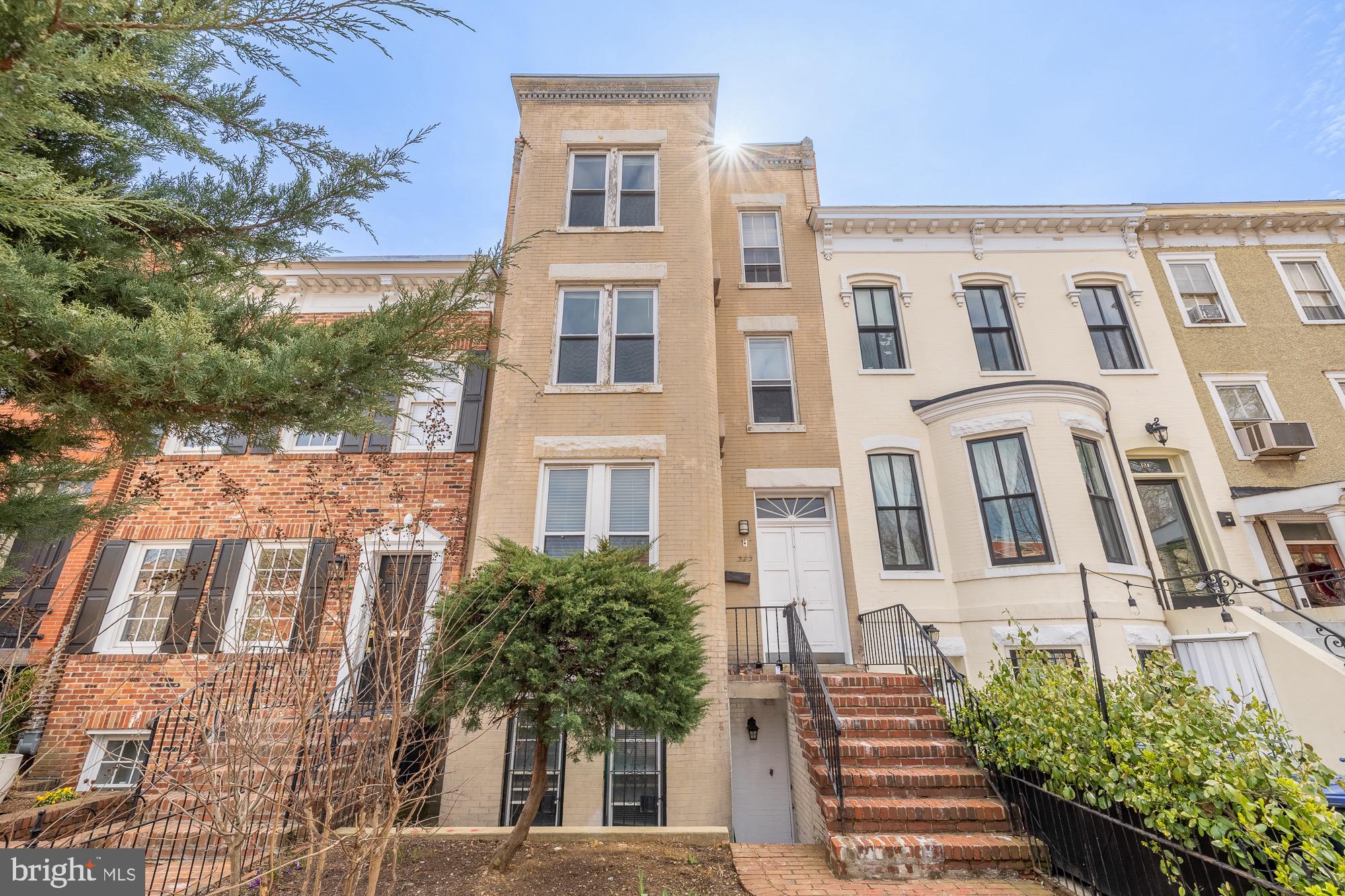 323 Maryland Ave NE  