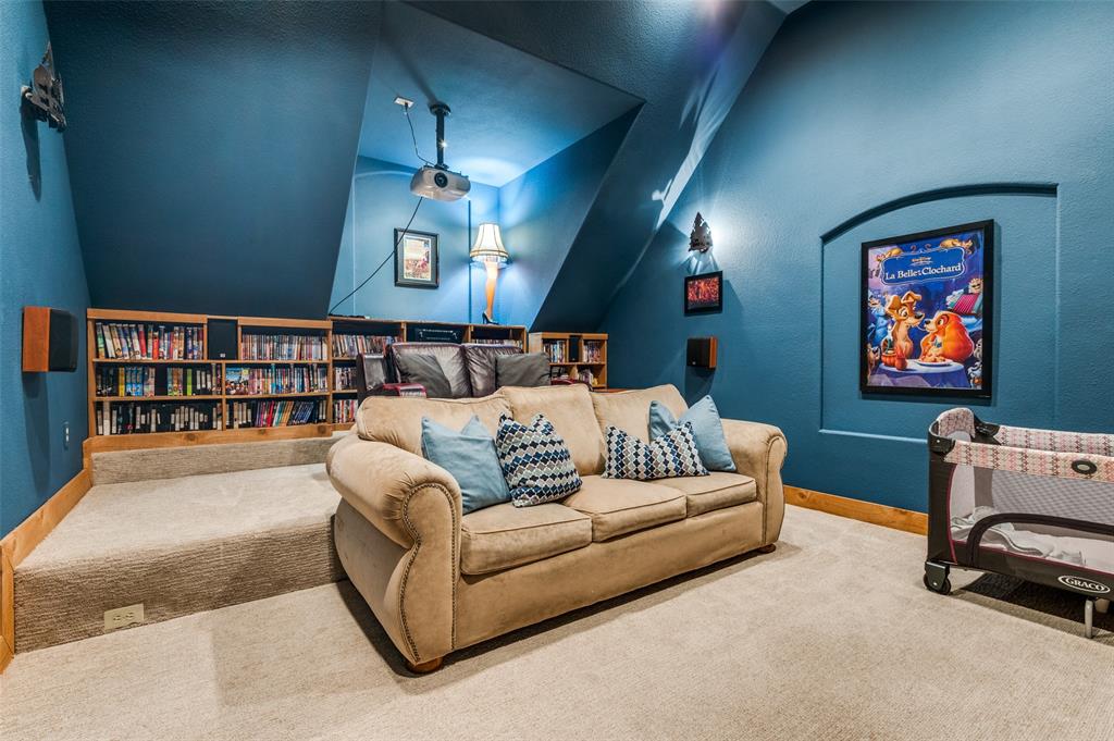 2403 Amberleaf Court