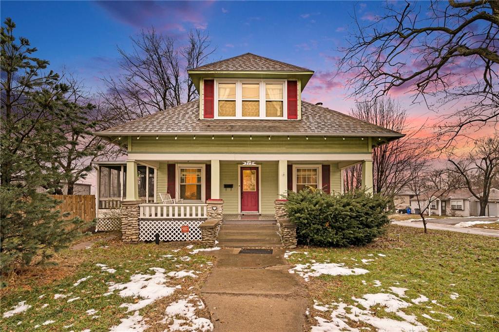 319 W Cedar Street