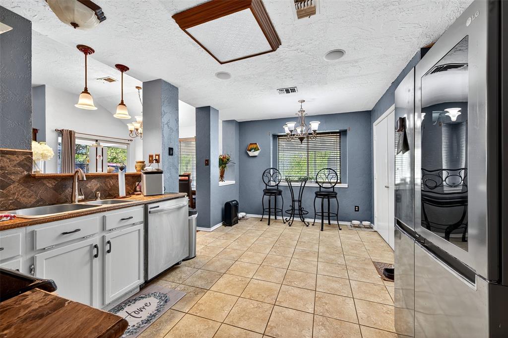 1712 Timberline Lane