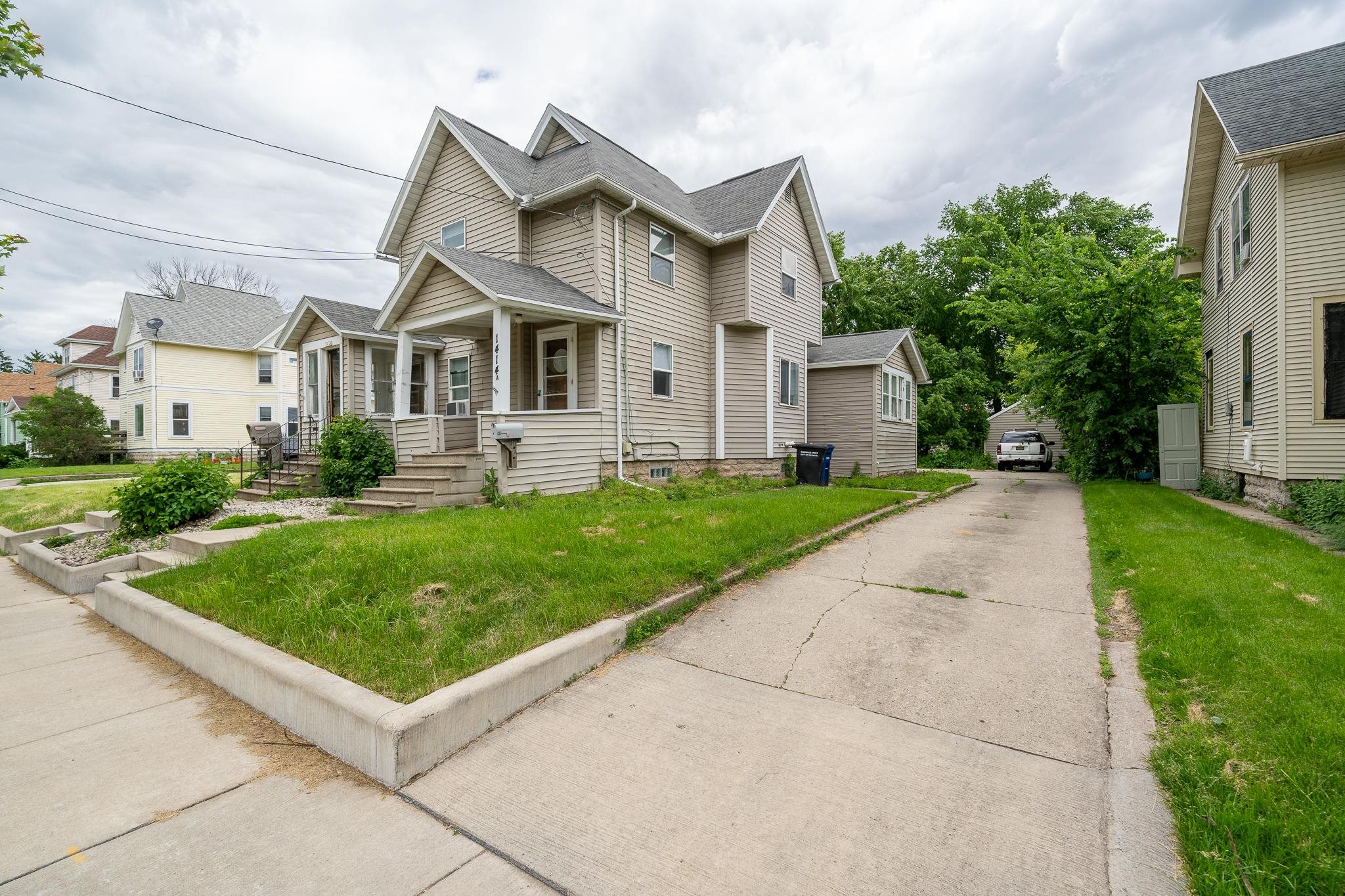 1414 N MAIN Street