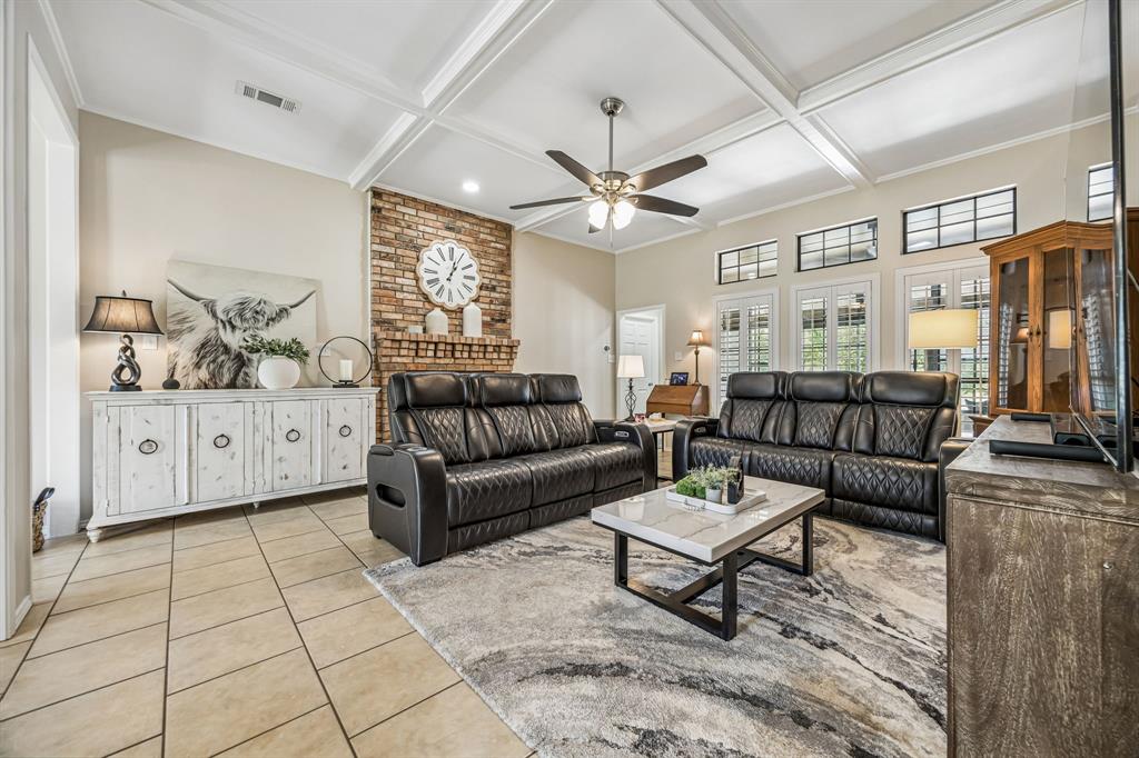 807 E State Highway 11