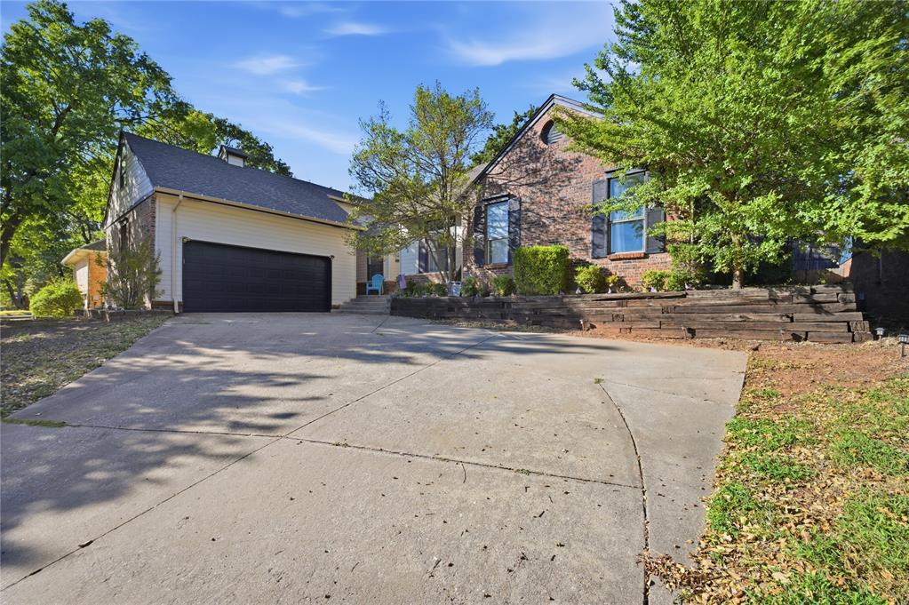 Looking in the highly sought out Chimney Hill neighborhood? This home has big potential! The living room offers a cathedral ceiling with rustic beams, fireplace, ceiling fan, and wood floors that carry throughout the main areas of the house and office.  You'll also find a formal dining and a home office/study with a closet. The spacious kitchen offers a cathedral ceiling with a rustic beam, breakfast bar, room for a large table and includes updated granite counter-tops, back-splash, stove, double ovens, and dishwasher.  Off of the kitchen is a laundry room, pantry cabinets, and an upstairs bonus room that has it's own HVAC!  Other updates in the past include: roof and gutters, HVAC downstairs, bathrooms, interior paint and wood look laminate floors in bedrooms.  Neighborhood amenities include: greenbelt, pool, sports courts, and playground.